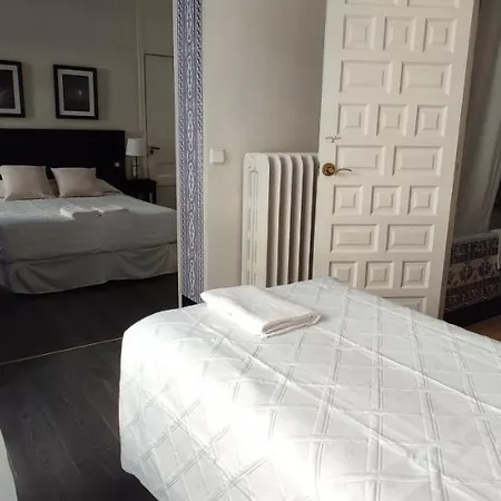 Casa Consell Bailen, Πανσιόν
