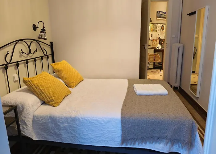 بيت ضيافة Casa Consell Bailen, 3*
