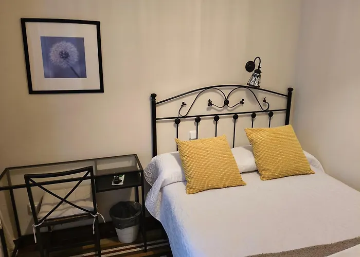 Casa Consell Bailen, 3* برشلونة
